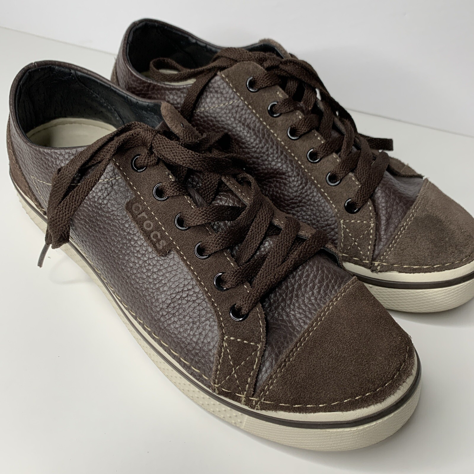 Crocs Hover Sneakers Casual Mens Size 11 Brown Leather Suede Low Tops Comfort