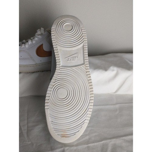 Nike Court Vision Low Basketball Shoes. Women's 11. White/Gold CD5434-107 - Picture 9 of 11