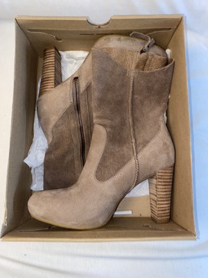 ugg athena boots