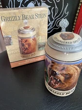 1992 Handcrafted Anheuser-Busch Budweiser Endangered Species Grizzly Bear Stein