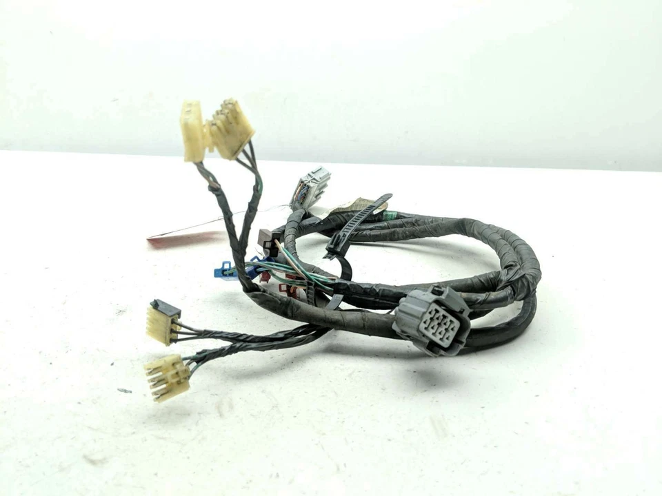 01-05 Honda Goldwing 1800 GL1800 Rear Trunk Sub Wiring Harness 32120-MCA-6701 - Image 3 of 4