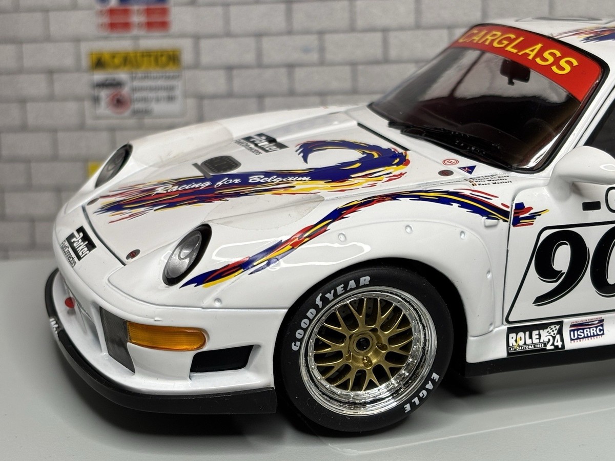 1:18 *BOXED* UT MODELS 1998 PORSCHE 911 GT2 (993) Daytona #90