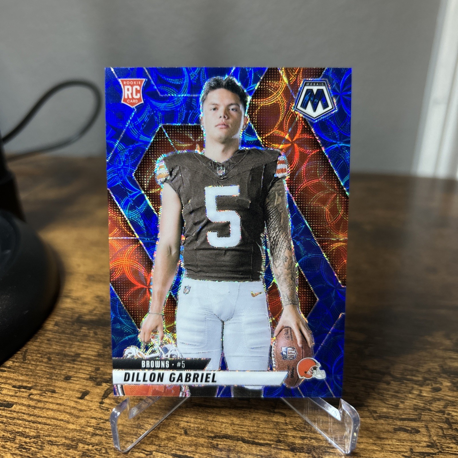 2025 Panini Mosaic - Rookie Variation Dillon Gabriel #277 Blue Scope Prizm (RC)