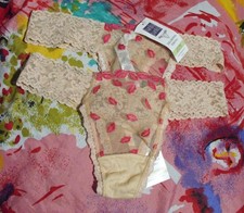 2 NEW HANKY PANKY 9J1036 MMMWAH DIAMOND LACE THONG PANTIES OS 2-12