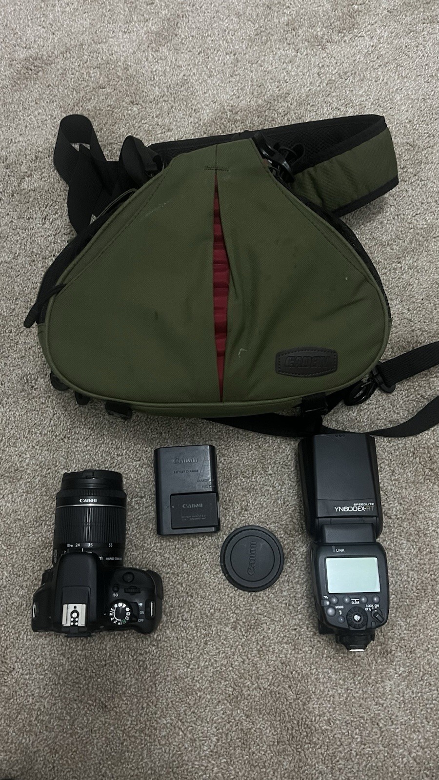 Canon EOS Rebel SL1 18MP DSLR 18-55mm Lens Yongnuo Flash Bag Charger