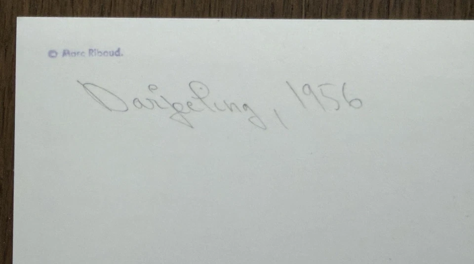 RAR Marc Riboud - Darjeeling, Indien 1956, Original Vintage Gelatine Silberdruck - Bild 3 von 3