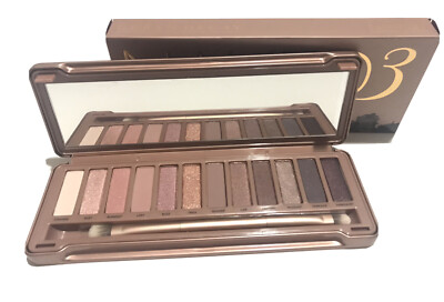 Urban Decay Naked 3 Eyeshadows Palette. New In Box