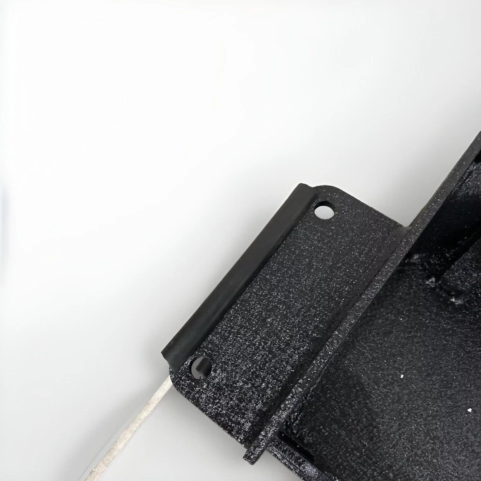 Placa de montaje de cabrestante de parachoques delantero oculto acero Chevy Silverado 1500 2500 3500 HD Foto 3 de 4