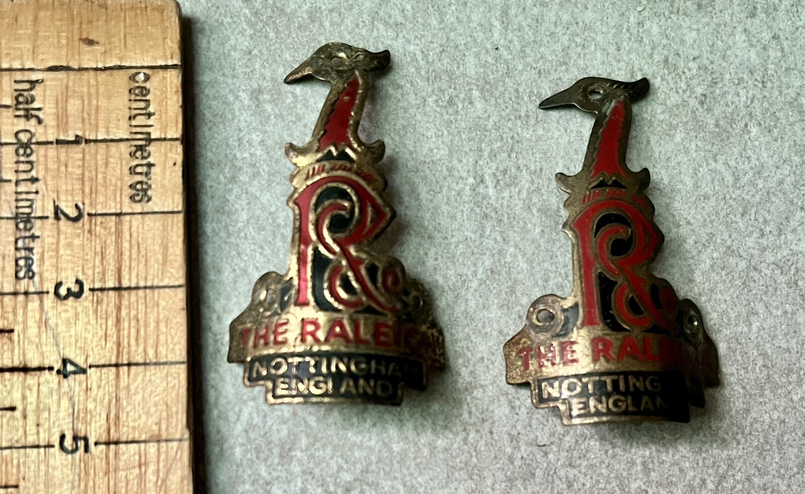 Insigne Vintage De Vélo Raleigh - Tête De Héron En Laiton - Angleterre - Ancien - Pour Collection