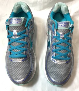 brooks adrenaline size 10