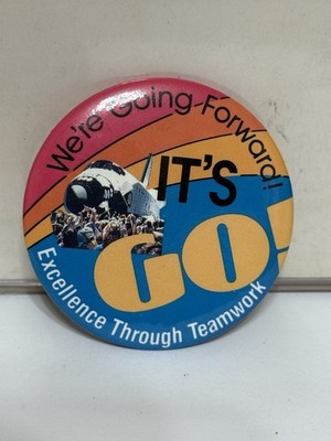 STS-51L Ist Space Shuttle Challenger Mission Calif. NASA Pinback Button