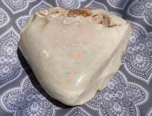 Large white opal specimen 412g polished on top