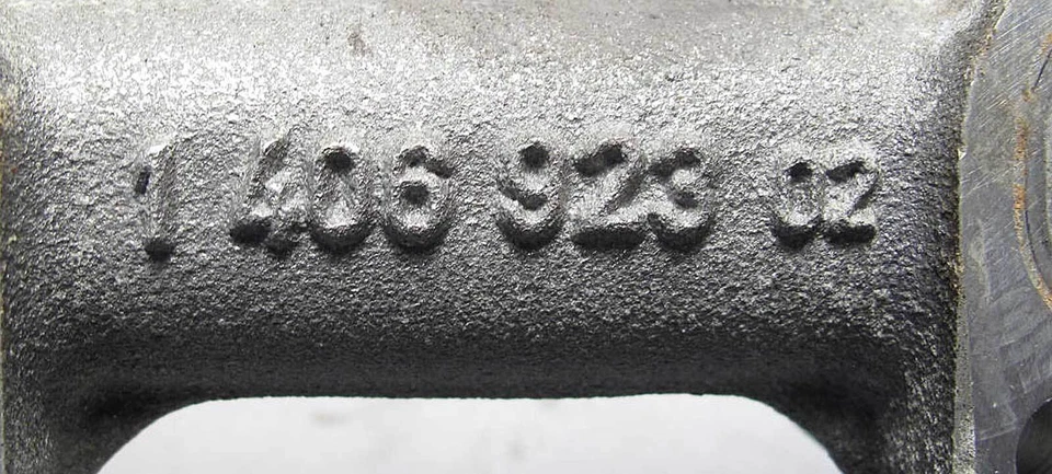 Cilindros de tubo de retorno de refrigerante izquierdo motor BMW S62 5,0 L M5 Z8 5-8 2000-2003 USADO OEM Foto 3 de 3