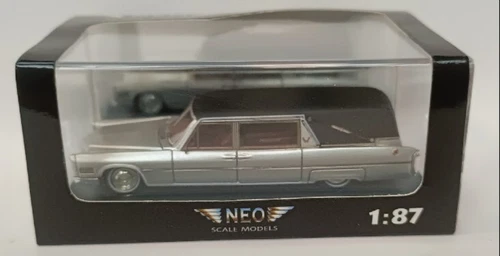 Cadillac Neo 1/87 S&S Landau Hearse Silver - Picture 5 of 5