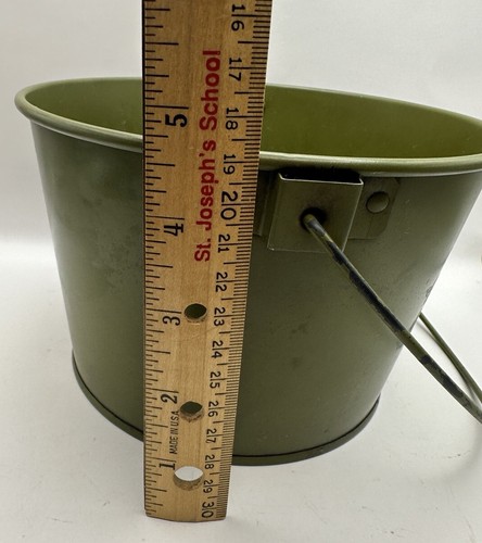 Vintage Wolin grüner Toleware Eimer mit handbemalten Blumen signiert Carolyn - Bild 7 von 10