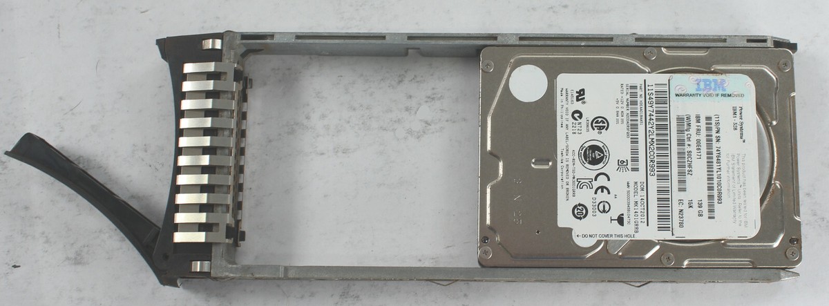 170-6070-01 IBM 5887 Disk Drive Enclosure w/ 2x 74y9480 2x