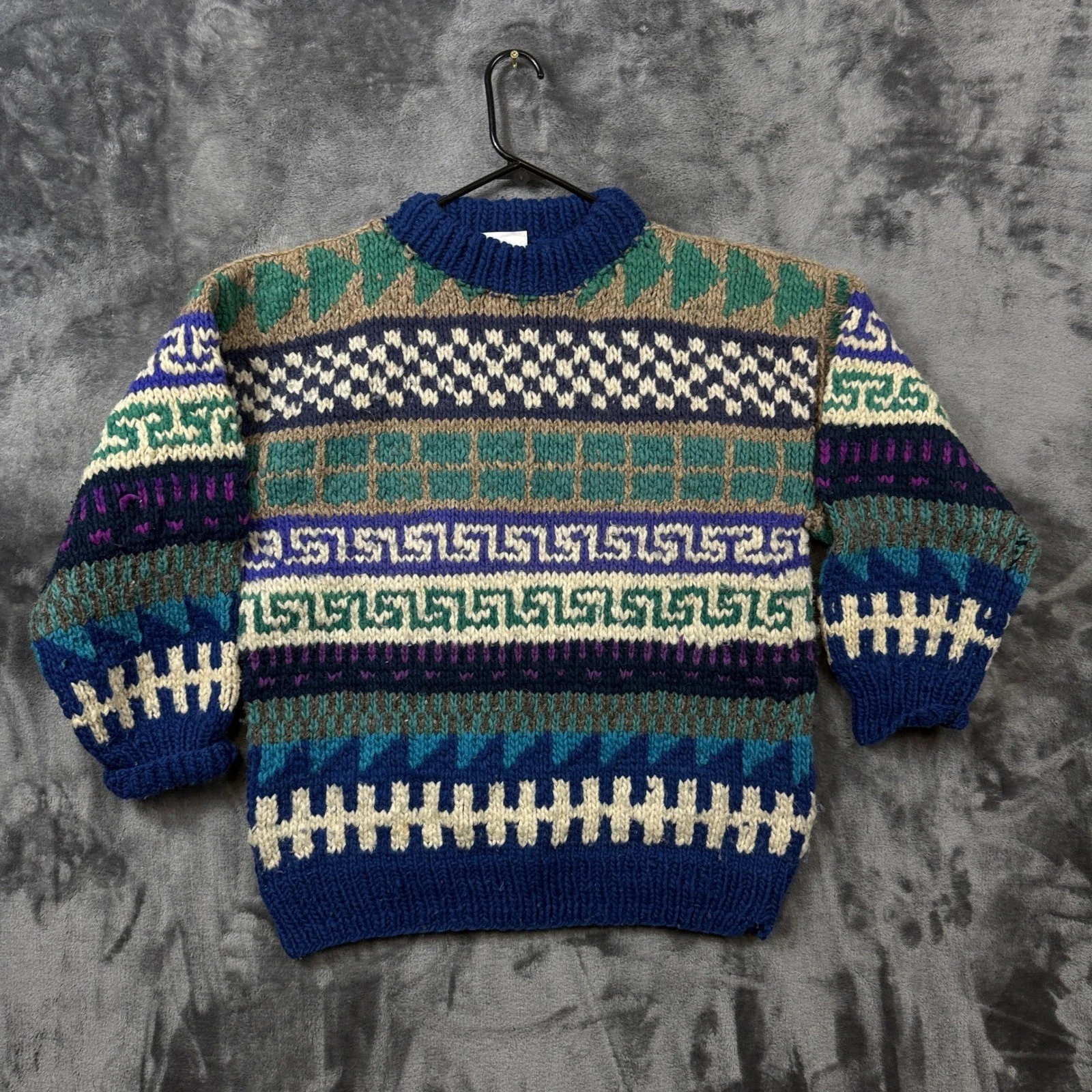 Country Life Sweater Mens L Multi-Color Hand Knit Wool Geometric Fair Isle 8485