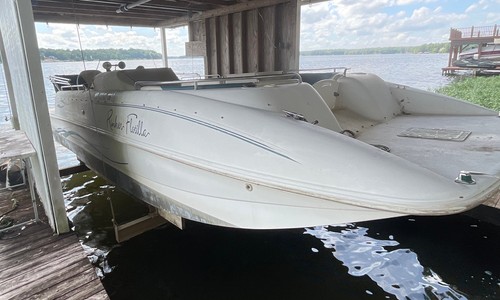 1998 Rinker Flotilla 24'3