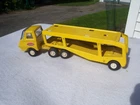 VINTAGE 1970s Tonka Yellow Car Carrier Semi Truck Pressed Steel Vehicle Hauler