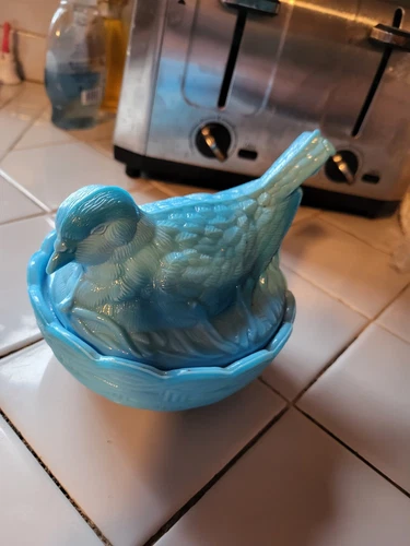Hsinchu  Blue Milk Glass bird On A Nest