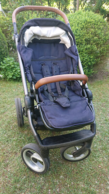 Mutsy Evo Urban Nomad (dunkel-blau) mit viel Zubehör, Babywanne und Sportaufsatz