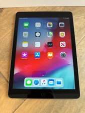 Apple iPad (1st Generation) 32 GB Tablets & eReaders with Built