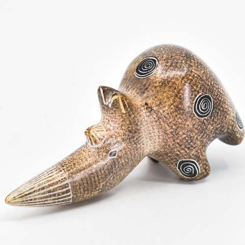 Crafts Caravan Carved Soapstone Brown Rhinoceros Rhino Figurine Made in Kenya - Imagen 2 de 5