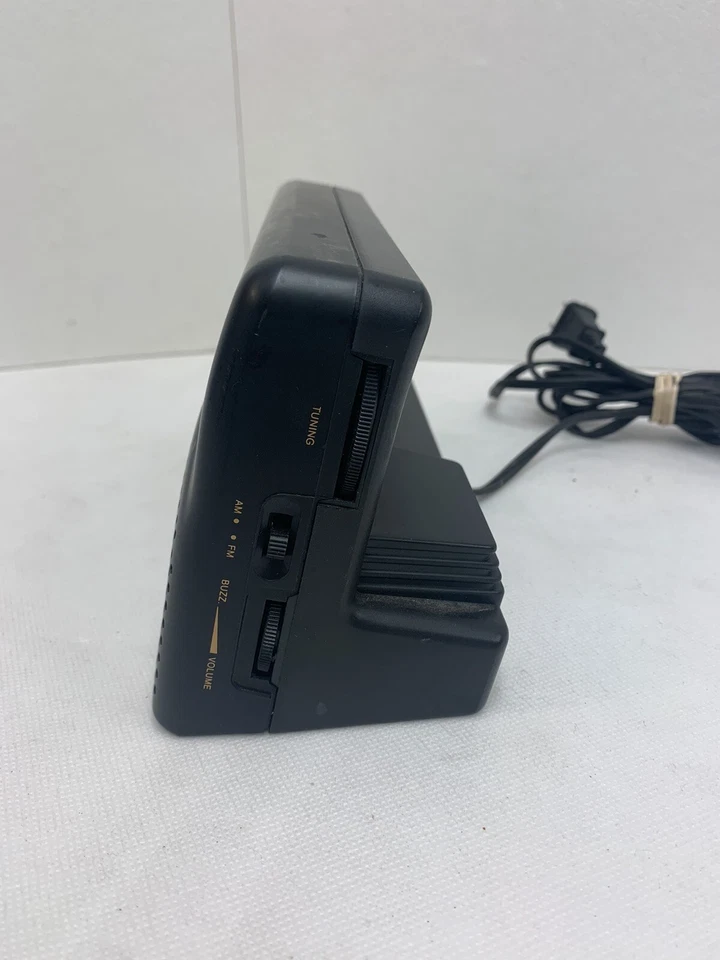 Radio Reloj Despertador TIMEX AM FM De Colección Pantalla Transparente - Probado Funcionando Foto 3 de 4