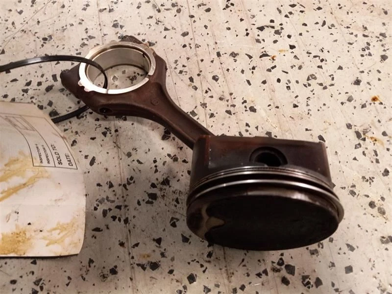 Mitsubishi Outlander 2011 tracción delantera pistón Foto 2 de 4