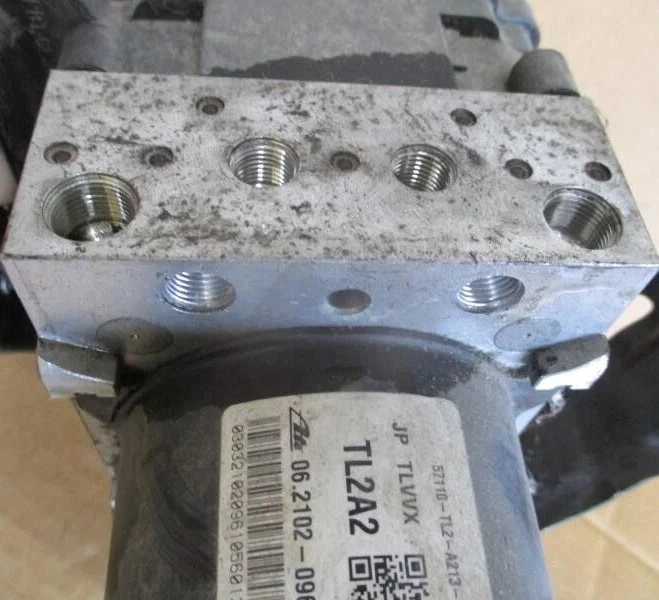 2009-2010 ACURA TSX ABS Pump Assembly AT Vehicle Stability ASSIST 2.4L GENUINE — 第 3/4 张图片