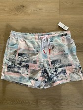 Men  s New American Eagle Swim Trunks Above Knee L Beach     Waves Floral Design