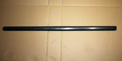 GENUINE BMW E30 SEDAN TOURING MOLDING FRONT RIGHT DOOR BLACK 51131952894 OEM