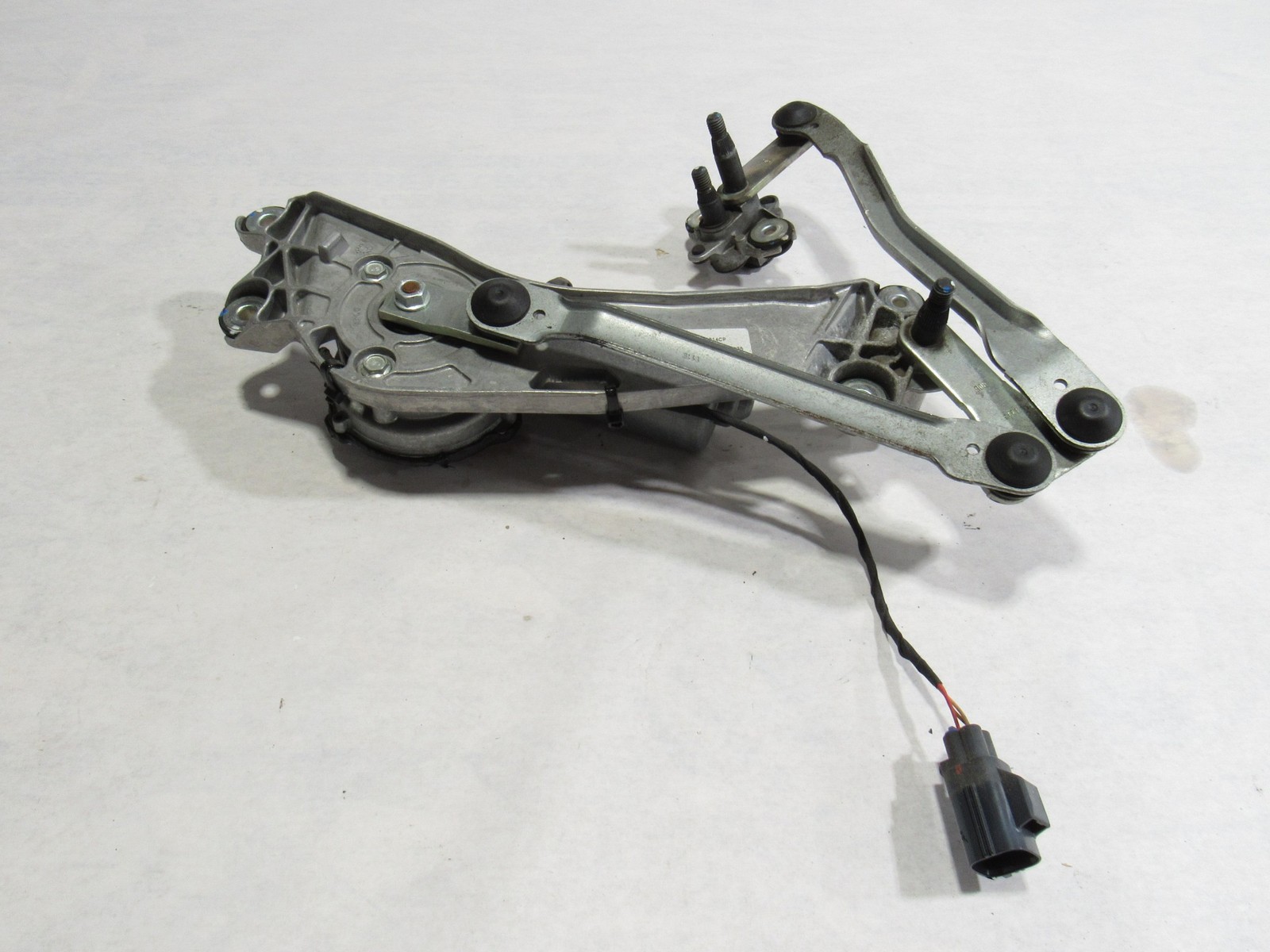 17-20 Mclaren 720S 720 2020 Windshield Transmission Wiper Linkage W/ Motor ;