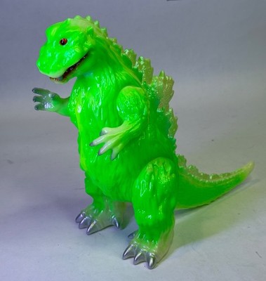 M1 1954 Godzilla Gojira Clay Sculpt Maquette Sofubi GID Glow In