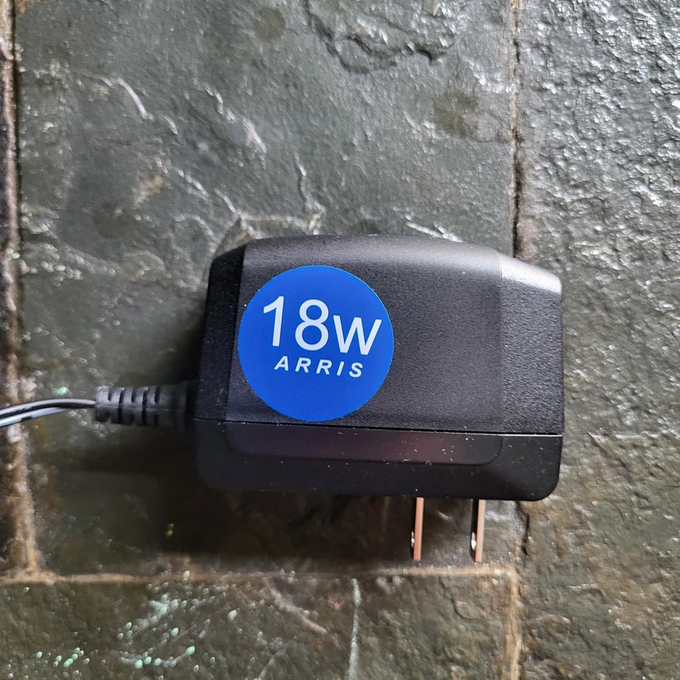 Fuente de alimentación receptor AT&T U-VERSE ARRIS VIP 2500 incluida Foto 2 de 4