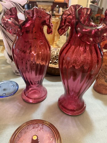 Vintage 11" Fenton Cranberry Swirl Optic Glass Ruffled Crimped Edge Vase