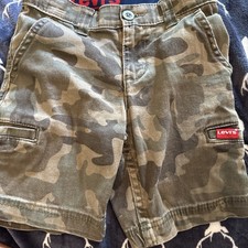 Boys Levi's Shorts Camp Cotton Adjustable Waistband Sz 5 Camo