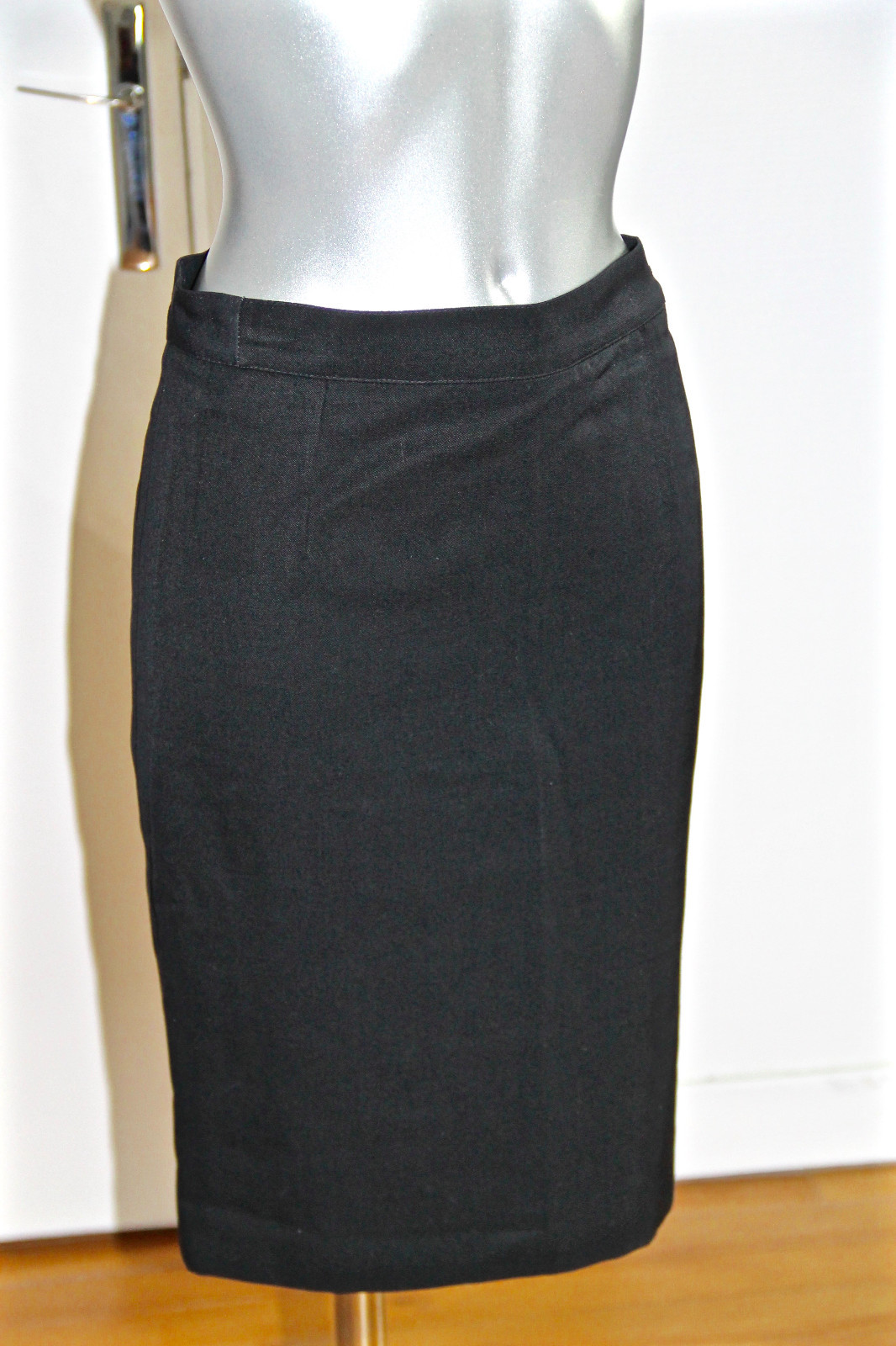 jolie jupe crayon laine noire YVES SAINT LAURENT variation T 38 (M) COMME NEUVE