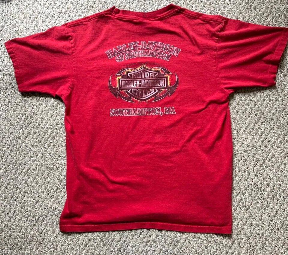 Harley-Davidson 红色棉质口袋 T 恤;男式 XL,全彩丝网印刷 — 第 4/4 张图片