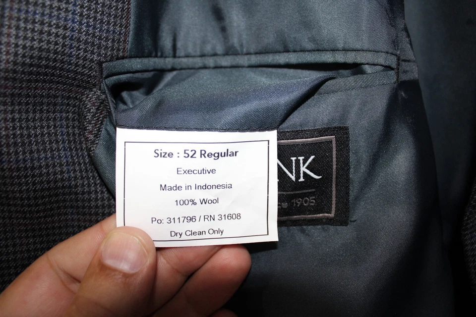 GRAY HOUNDSTOOTH JOS. A. BANK 100% WOOL SPORT COAT sz 52R blazer / suit jacket - Image 4 of 4