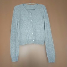 Agnes b. Cashmere 100 Short Knit Sweater Light Gray Size M