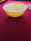 Vintage PYREX Yellow Mixing Bowl 404 Shenandoah 4 Qt