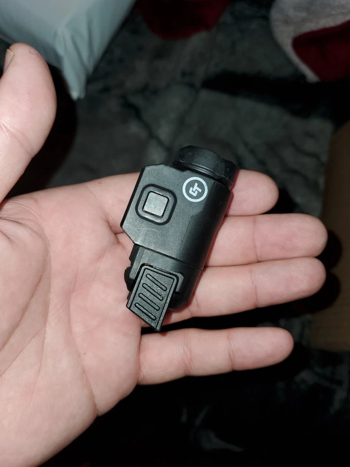 Luz táctica de montaje en riel universal Crimson Trace Rail Master - CMR-209 Foto 3 de 4