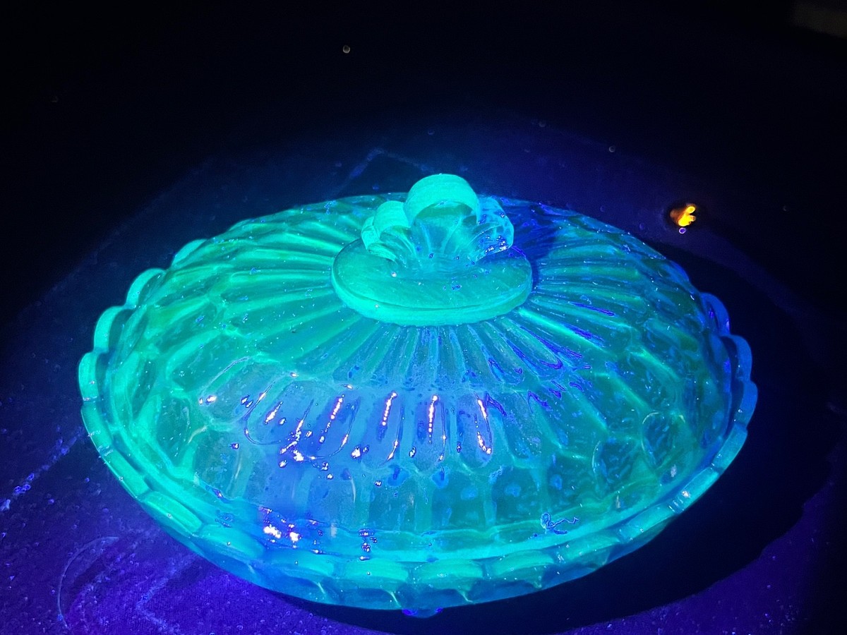 Vintage Fenton Colonial Blue Thumbprint Glass Candy Dish 4 footed