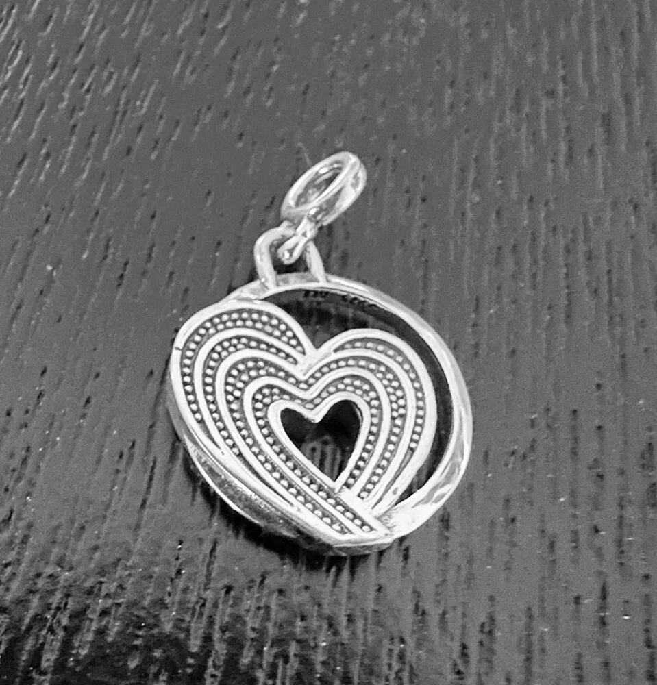 New Authentic PANDORA ME Rainbow Heart of Freedom Medallion Charm  