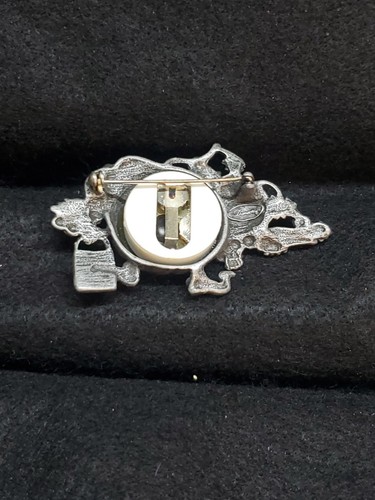 DaneCraft 1980-90s Pewter Finish Trick Or Treating Pumpkins Halloween Pin Brooch - Picture 8 of 10