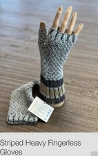 NEW Woman’s ALPACA FINGERLESS Gloves