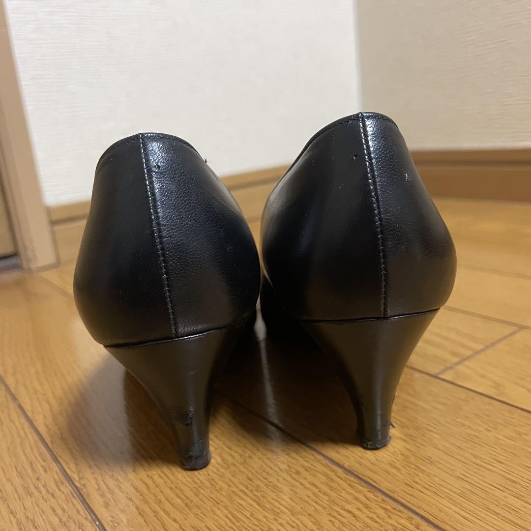 Autentiche decolte Yves Saint Laurent tacco pelle colore nero taglia 36 5 donna