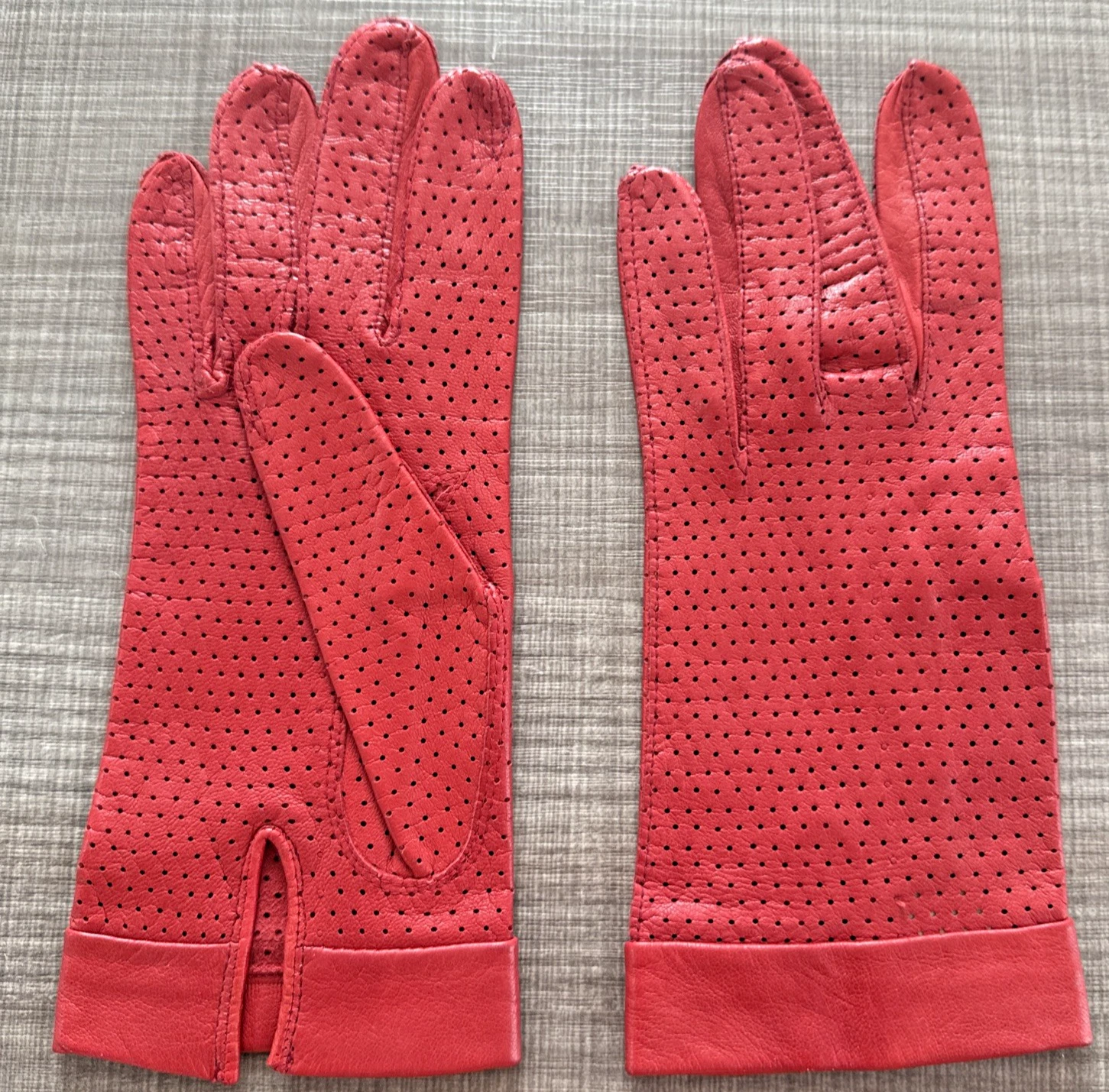 RARE NEW Women’s Red Selfridge French DRIVING GLOVES GENUINE LEATHER Sz. 6.5 NWT