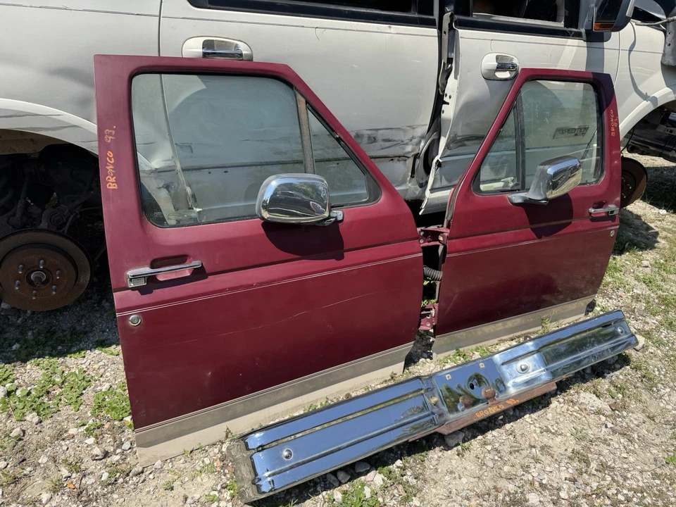 Ford Bronco F150 F250 F350 1992-1996 puerta izquierda derecha montaje completo (usado) Foto 2 de 4